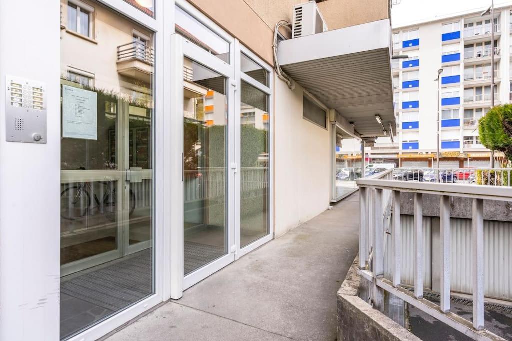 Studio Cosy Proche Du Centre + Parking Gratuit Cluses Exterior photo